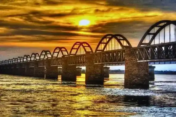 Hyderabad to Rajahmundry outstation cab