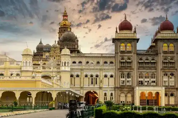 Hyderabad to Mysuru outstation cab